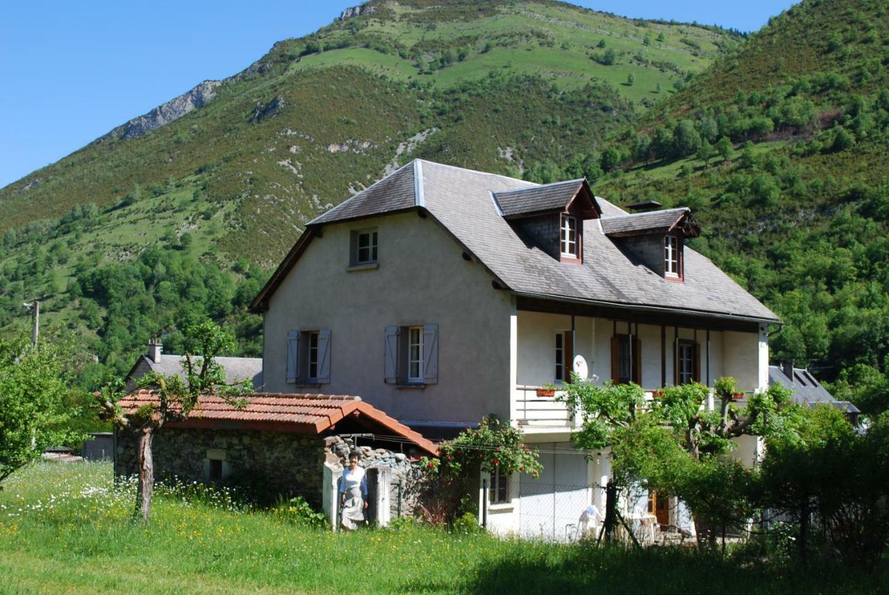 Maison Lacoste Campan Exteriör bild